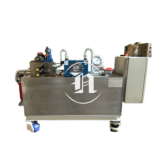 雙齒輥自移式破碎站液壓系統